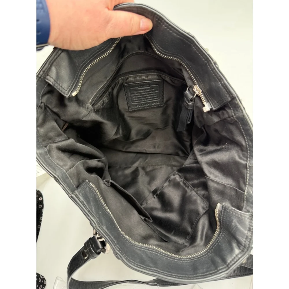 Coach Gallery North South Black Leather with Side Zippers F19456‎ - Picture 8 of 10